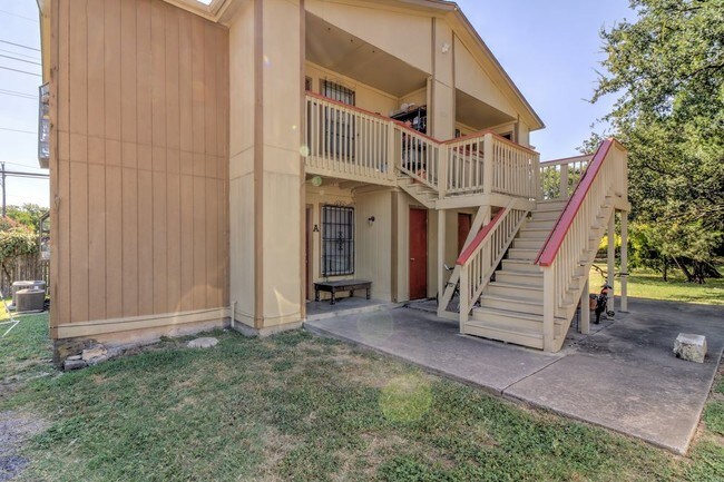 4300 Acropolis Ct-Unit -B in Austin, TX - Building Photo - Building Photo