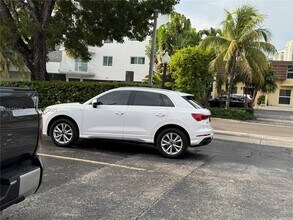 3768 NE 167th St in North Miami Beach, FL - Building Photo - Building Photo