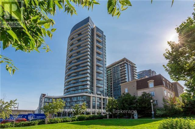 51-651 E Liberty St in Toronto, ON - Building Photo
