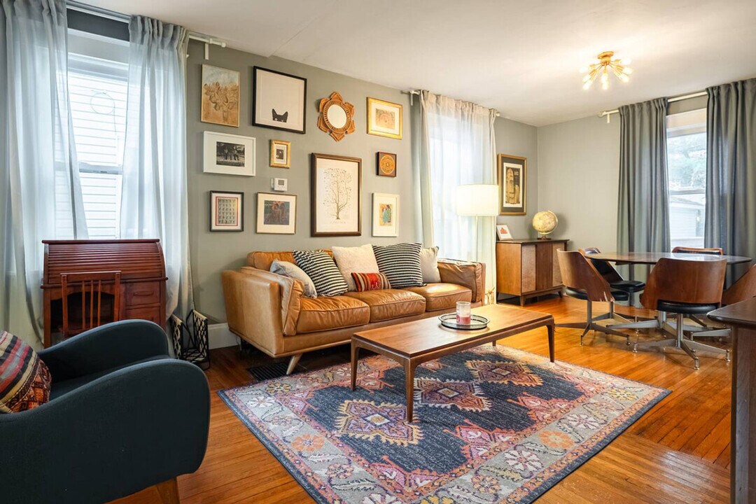 3935 Oak Park Pl in Cincinnati, OH - Building Photo