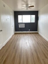 3506 12th Ave, Unit 2 in Los Angeles, CA - Foto de edificio - Building Photo