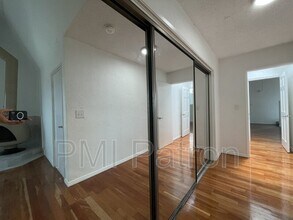 1719 Van Horne Ln in Redondo Beach, CA - Building Photo - Building Photo