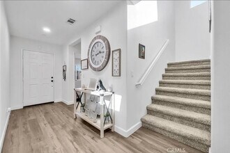 29427 Linden Pl in Wildomar, CA - Foto de edificio - Building Photo