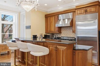949 S St NW in Washington, DC - Building Photo - Building Photo