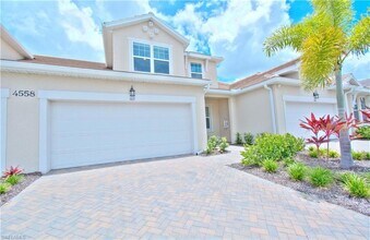 4558 Arboretum Cir in Naples, FL - Building Photo - Building Photo
