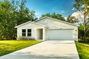 28118 Pasadena Dr in Punta Gorda, FL - Building Photo