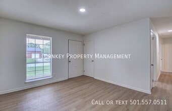 6 Parkridge Dr in Sherwood, AR - Building Photo - Building Photo