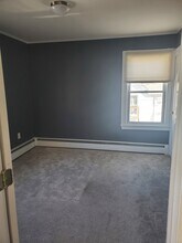 88 Oak St in Westerly, RI - Foto de edificio - Building Photo