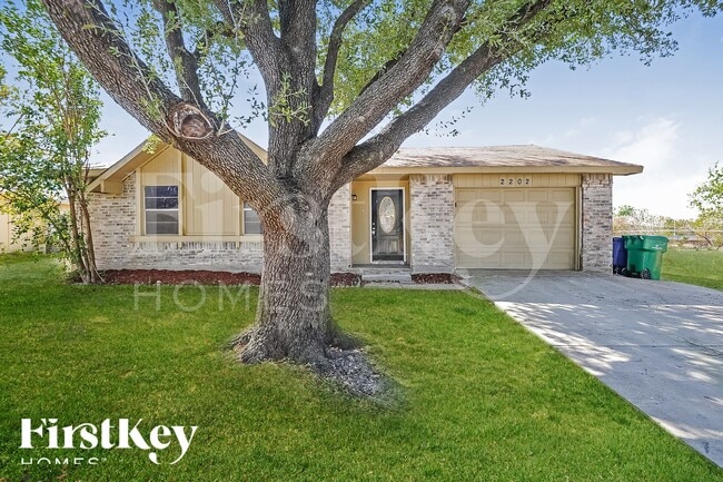 property at 2202 Lockwood Dr