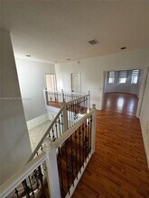 612 NW 136th Ave in Miami, FL - Foto de edificio - Building Photo