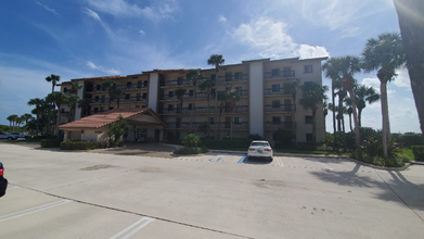 301 Ocean Bluffs Blvd in Jupiter, FL - Building Photo - Building Photo