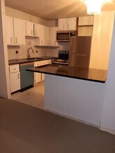 80 N Warren St, Unit 36 in Woburn, MA - Building Photo - Building Photo