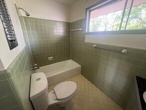 2464 Kensington Dr in Baton Rouge, LA - Building Photo - Building Photo