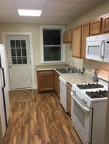 139 E Wylie Ave, Unit 139 East Wylie Ave in Washington, PA - Building Photo