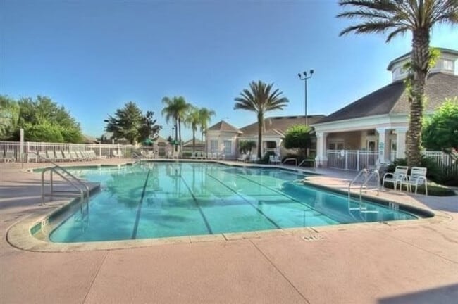 8107 Coconut Pl