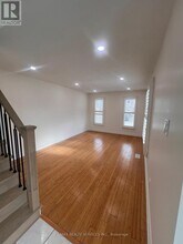 31 Junewood Crescent in Brampton, ON - Building Photo - Building Photo