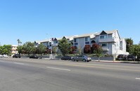 Primary Photo - Windward Isle Apartments in Los Angeles, California