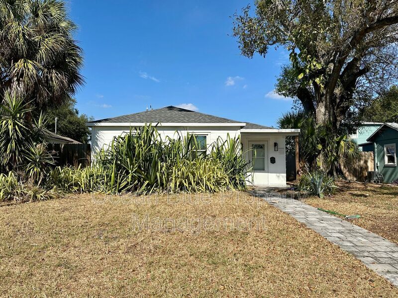 4133 3rd Ave N in St. Petersburg, FL - Building Photo