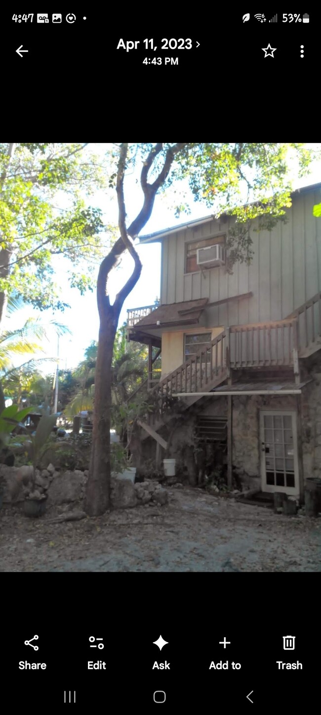 88901 Old Hwy, Unit B top floor in Tavernier, FL - Building Photo - Building Photo