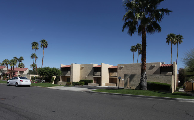 Paseo Place in Palm Desert, CA - Building Photo - Building Photo