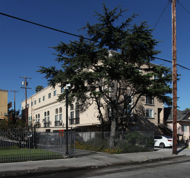 628 W 30th St in Los Angeles, CA - Building Photo - Building Photo