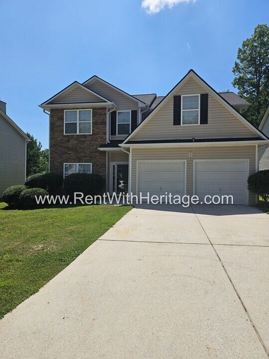 4625 Ferncrest Pl in Douglasville, GA - Building Photo