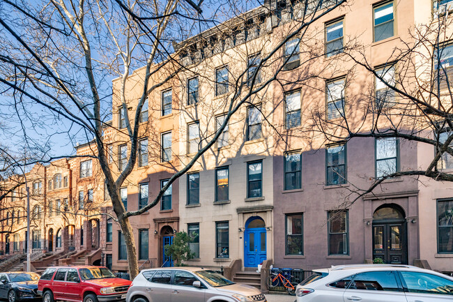 659 Carroll St in Brooklyn, NY - Building Photo - Primary Photo