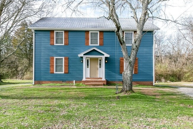 property at 1027 Chickasaw Trail