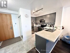 62 Suncrest Blvd in Markham, ON - Building Photo - Building Photo