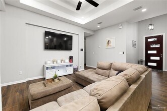 1009 Sunny Dr in Weslaco, TX - Building Photo - Building Photo