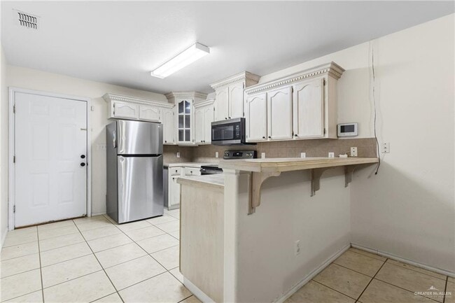 14 Blanco River St in Brownsville, TX - Building Photo - Building Photo