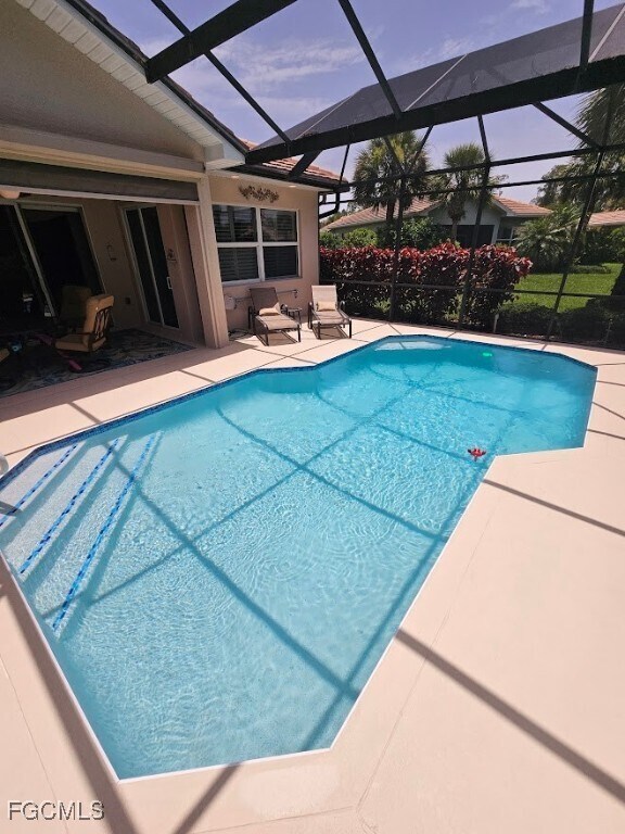 10630 Camarelle Cir in Ft. Myers, FL - Building Photo - Building Photo