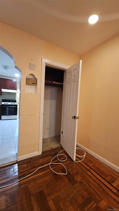 272 New Jersey Ave in Brooklyn, NY - Building Photo
