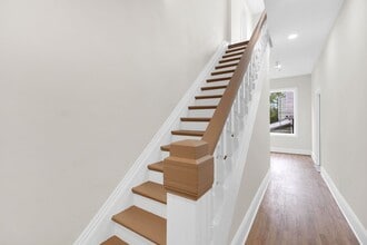 2322 Scranton Rd in Cleveland, OH - Building Photo - Building Photo