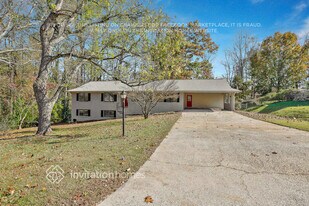 3647 Mill Lake Dr in Douglasville, GA - Building Photo