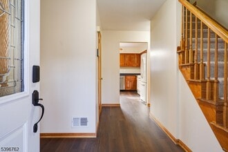 11 Lenox St in Edison, NJ - Building Photo - Building Photo