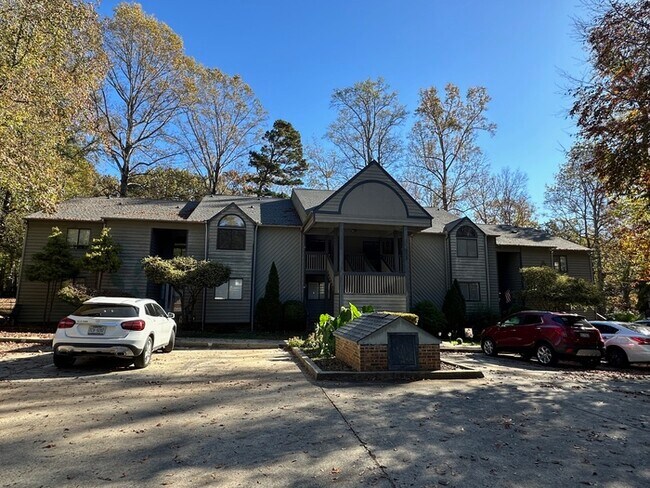 property at 1590 Springpoint Rd