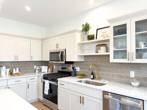 Woodhelm Townhomes in Lake Elmo, MN - Building Photo - Building Photo