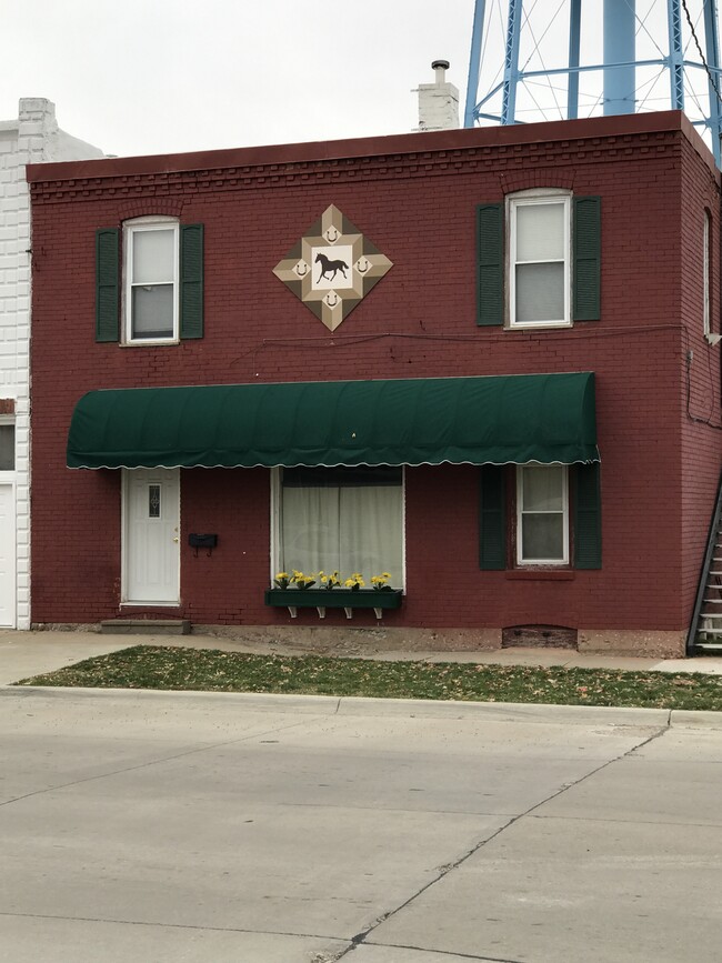 211 E Franklin Street, Unit Lower Apartment