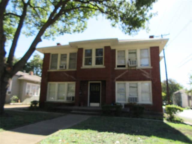 5602 Tremont St in Dallas, TX - Building Photo