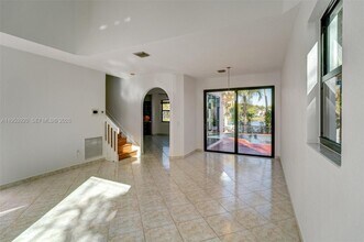 9053 SW 214th St in Cutler Bay, FL - Building Photo - Building Photo