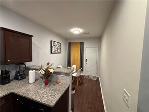 518 Tulip Ln in Mcdonough, GA - Building Photo - Building Photo
