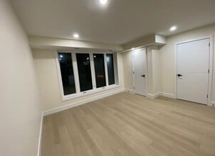 196 Britannia Rd in Ottawa, ON - Building Photo - Building Photo