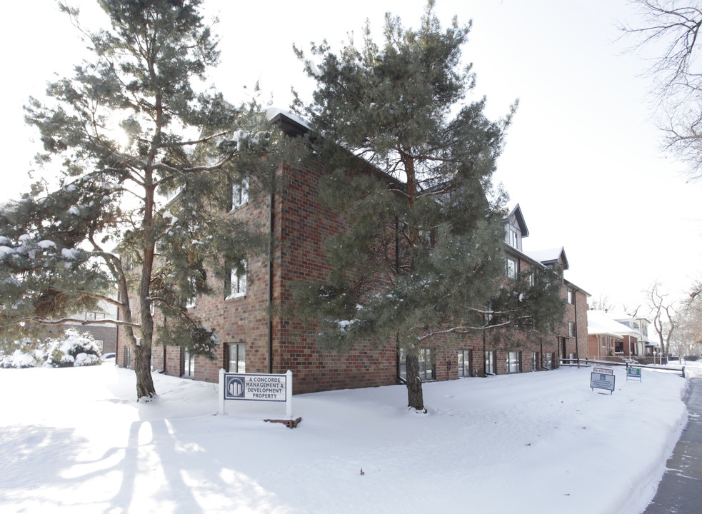 Sundance Apartments in Lincoln, NE - Building Photo