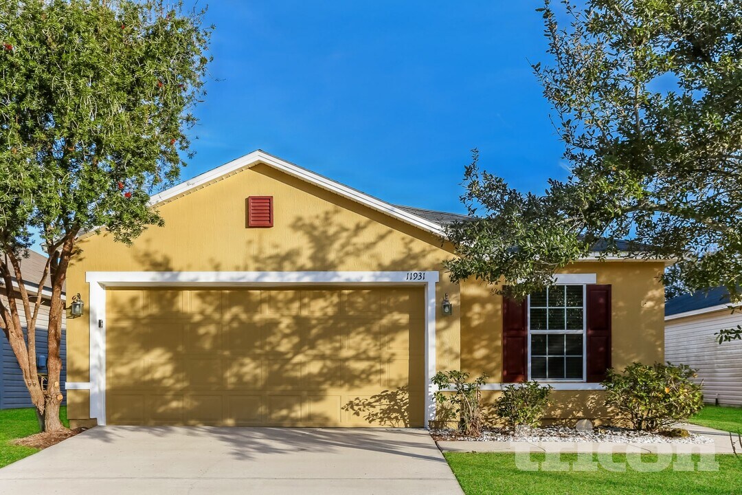 11931 Alexandra Dr, Unit E-428 in Jacksonville, FL - Foto de edificio