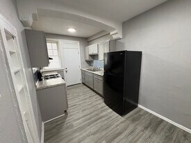 5345-49 Cabanne in St. Louis, MO - Building Photo