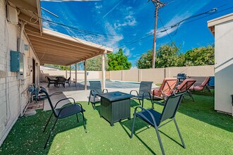 3801 N Hayden Rd in Scottsdale, AZ - Building Photo - Building Photo