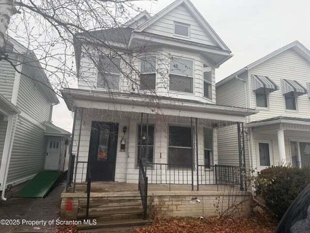 property at 319 N Sumner Ave