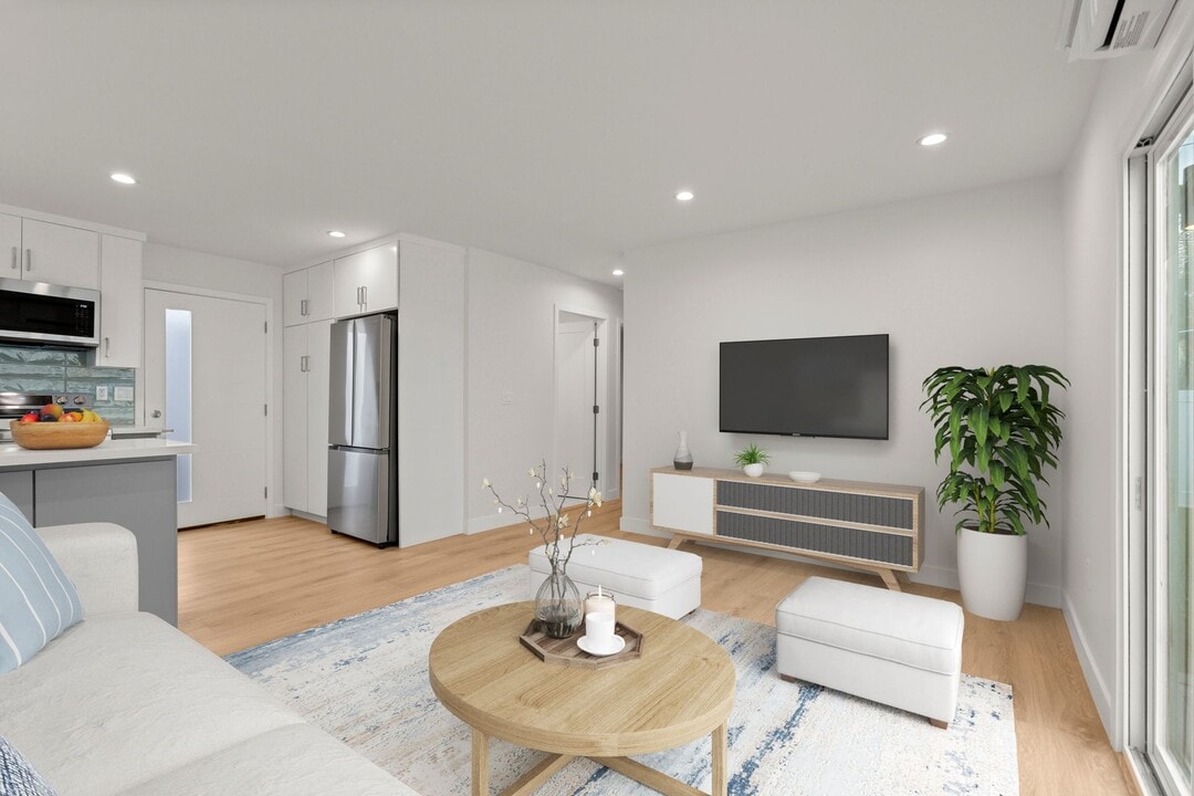 MOVE IN TODAY || Available Fully Furnished in Los Angeles, CA - Building Photo