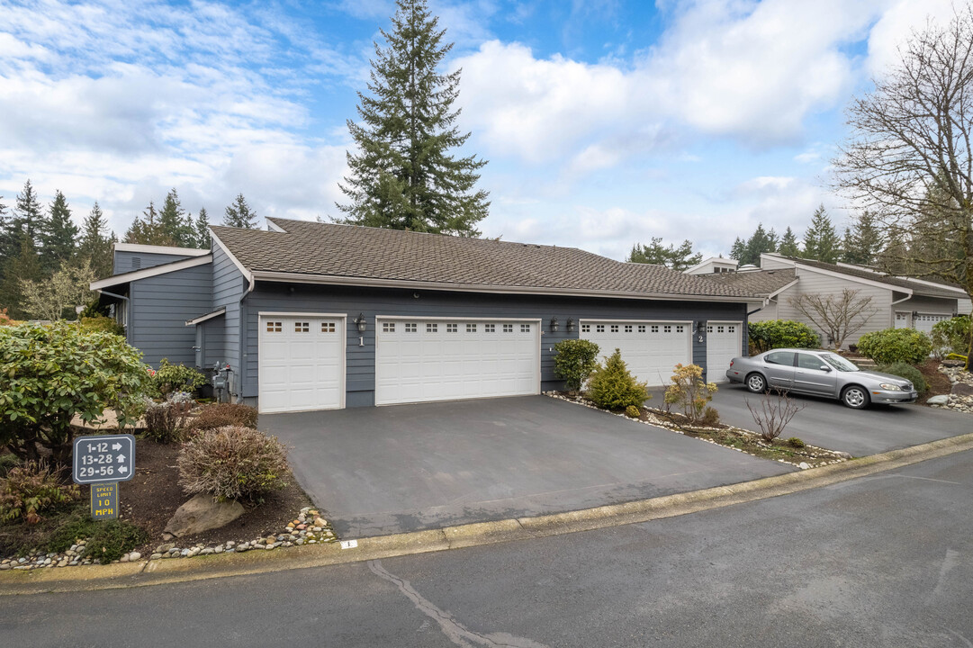 Fairway Village in Mill Creek, WA - Foto de edificio